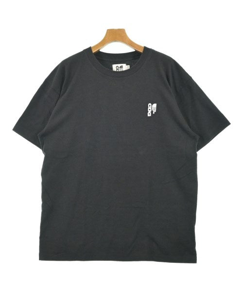 CDG เสื้อยืด/เสื้อท็อปส์