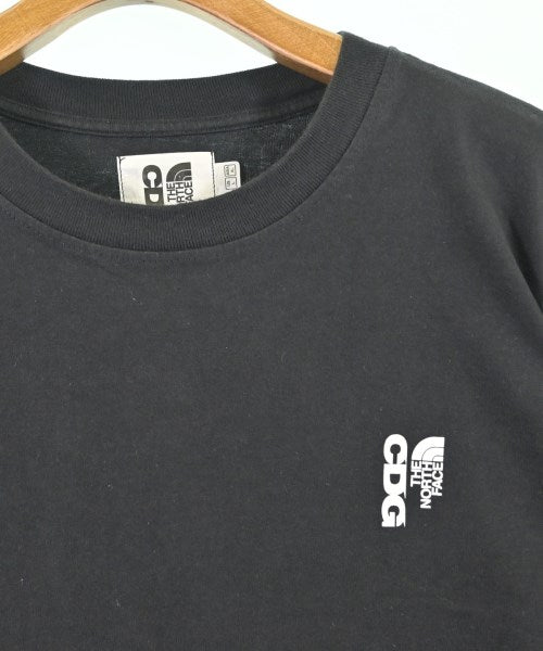 CDG เสื้อยืด/เสื้อท็อปส์