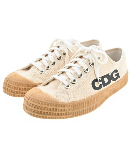 CDG รองเท้าผ้าใบ