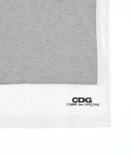 CDG เสื้อยืด/เสื้อท็อปส์