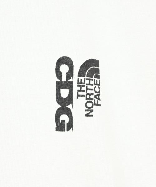 CDG เสื้อยืด/เสื้อท็อปส์