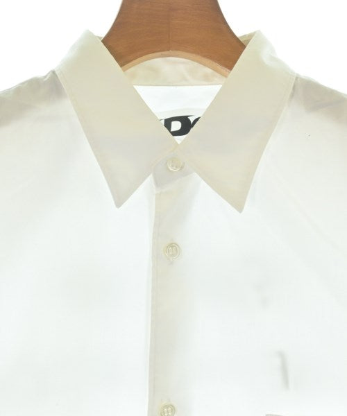 CDG เสื้อลำลอง