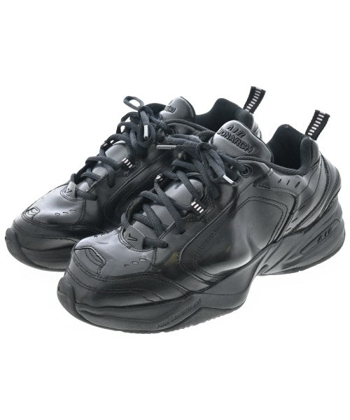 Martine Rose รองเท้าผ้าใบ