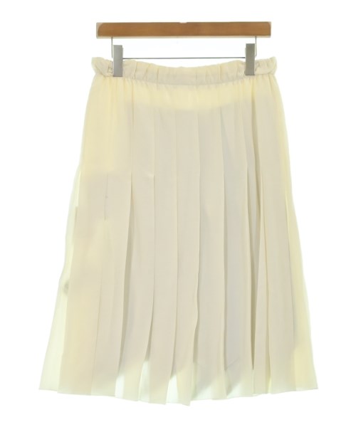 Victoria Beckham กระโปรงยาวถึงเข่า