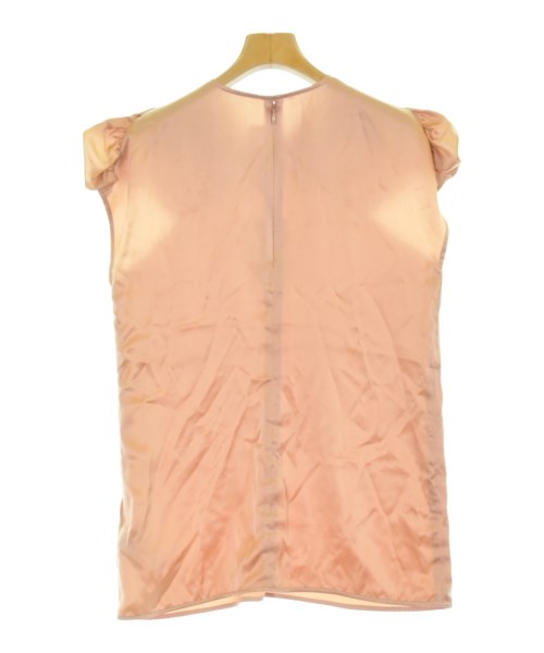 Victoria Beckham เสื้อลำลอง