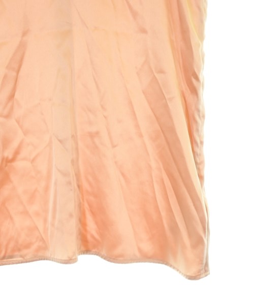 Victoria Beckham เสื้อลำลอง