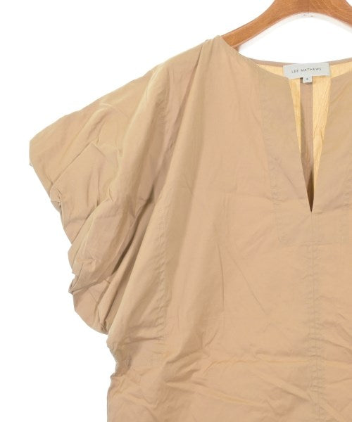 Lee Mathews เสื้อสตรี