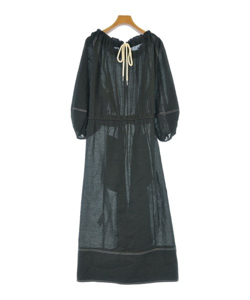 Lee Mathews ชุดเดรส