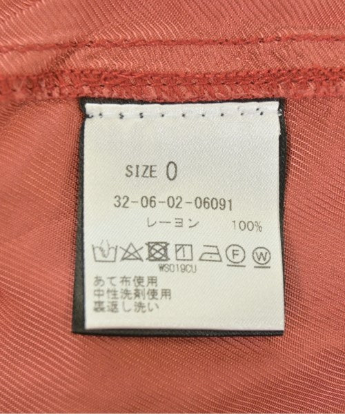 Lee Mathews ชุดเดรส