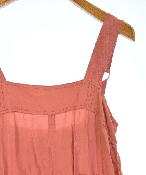 Lee Mathews ชุดเดรส