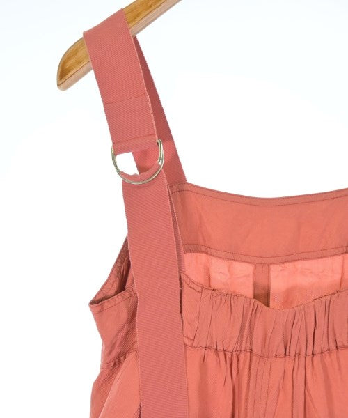 Lee Mathews ชุดเดรส