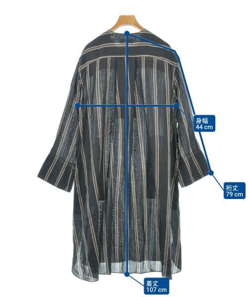 Lee Mathews ชุดเดรส