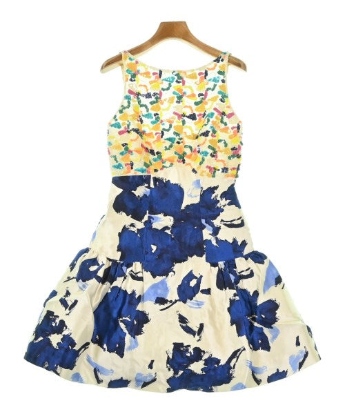 Oscar de la Renta ชุดเดรส