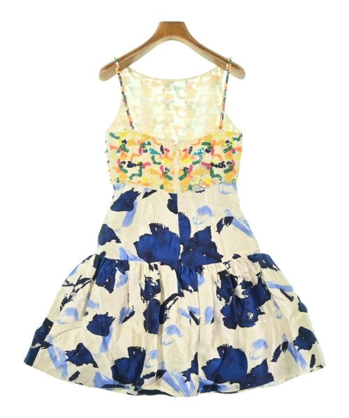 Oscar de la Renta ชุดเดรส