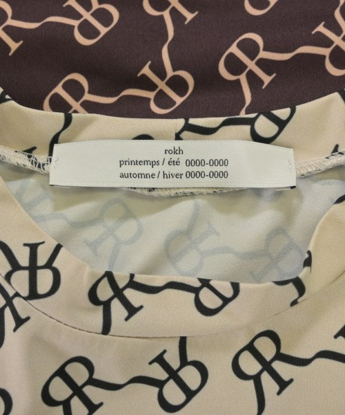 rokh เสื้อยืด/เสื้อท็อปส์