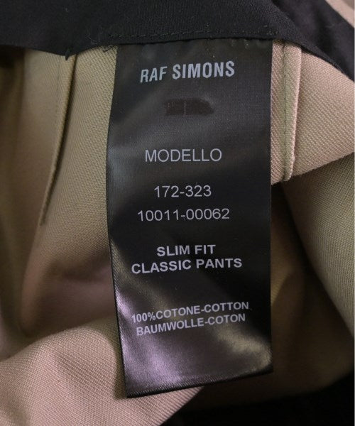 RAF SIMONS ชิโน่