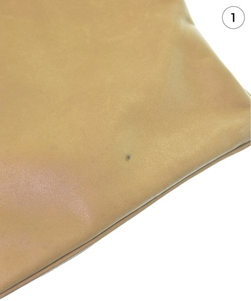 MARC JACOBS คลัตช์