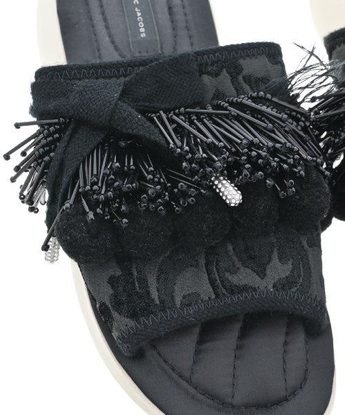 MARC JACOBS รองเท้าแตะ