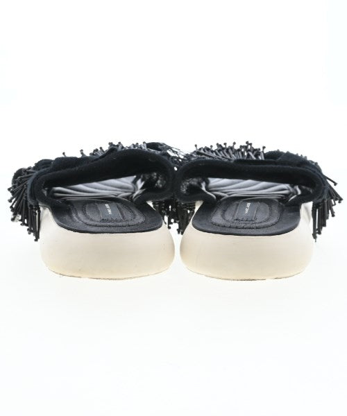 MARC JACOBS รองเท้าแตะ