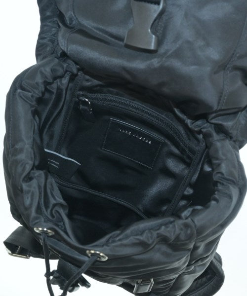 MARC JACOBS เป้สะพายหลัง