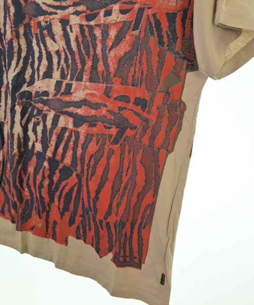 MARC JACOBS เสื้อยืด/เสื้อท็อปส์