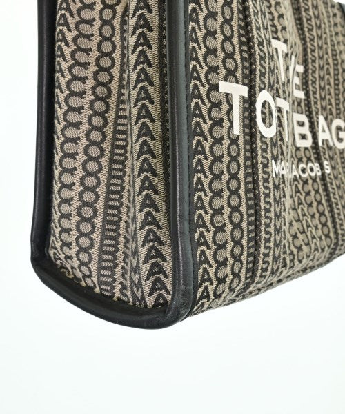 MARC JACOBS กระเป๋าถือขนาดใหญ่