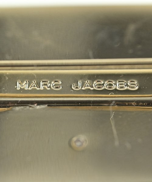 MARC JACOBS เข็มกลัด/ดอกไม้ติดเสื้อ
