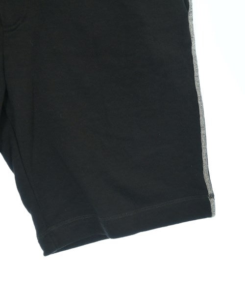 MARC JACOBS กางเกงขาสั้น