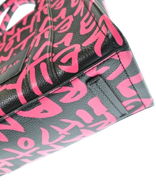 MARC JACOBS กระเป๋าถือขนาดใหญ่