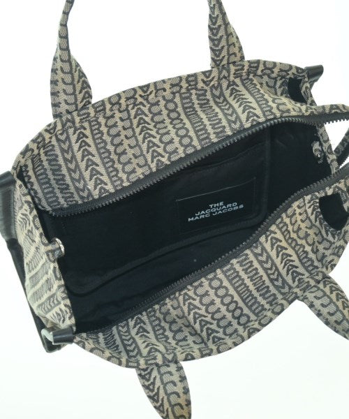 MARC JACOBS กระเป๋าถือขนาดใหญ่