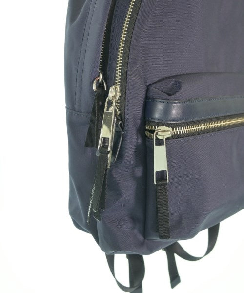 MARC JACOBS เป้สะพายหลัง