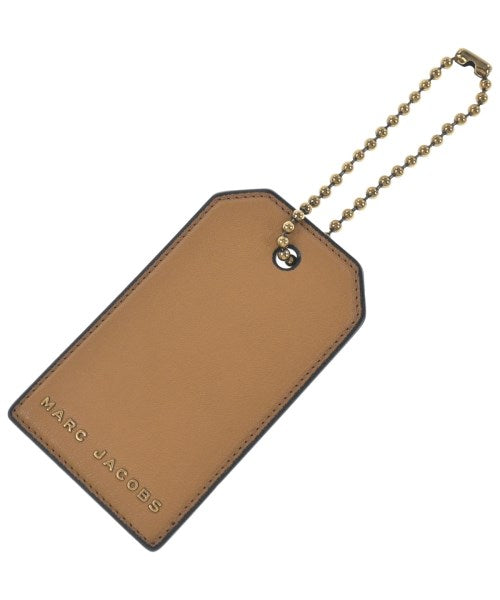 MARC JACOBS เครื่องประดับบนกระเป๋า