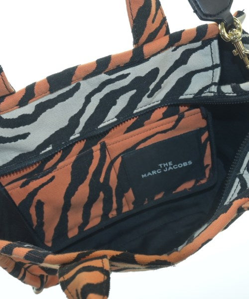 MARC JACOBS กระเป๋าถือขนาดใหญ่