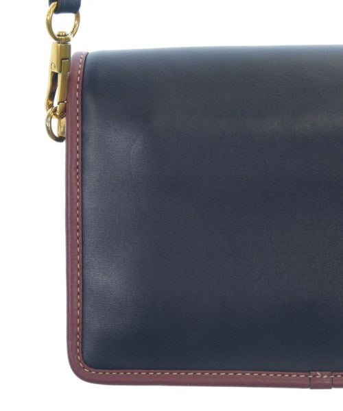 MARC JACOBS คลัตช์