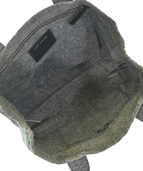 MARC JACOBS กระเป๋าถือขนาดใหญ่