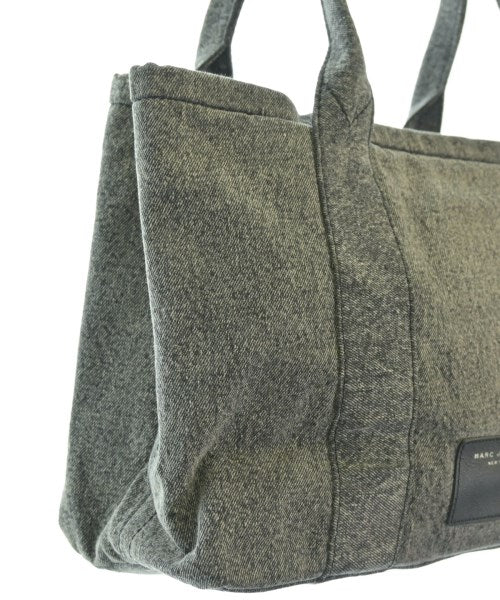MARC JACOBS กระเป๋าถือขนาดใหญ่