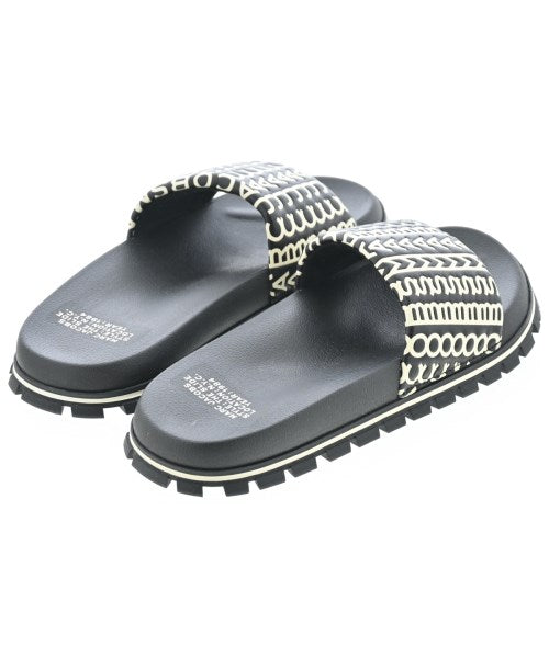 MARC JACOBS รองเท้าแตะ