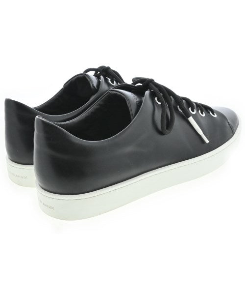 MANOLO BLAHNIK รองเท้าผ้าใบ