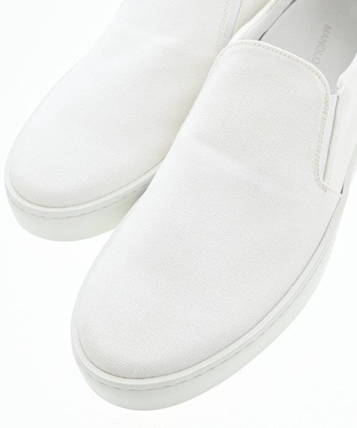MANOLO BLAHNIK รองเท้าผ้าใบ