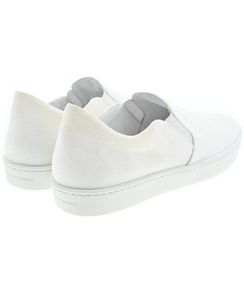 MANOLO BLAHNIK รองเท้าผ้าใบ