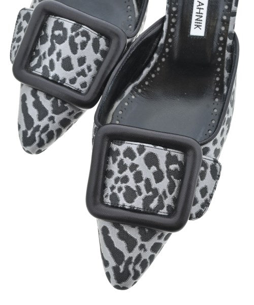 MANOLO BLAHNIK รองเท้าแตะ