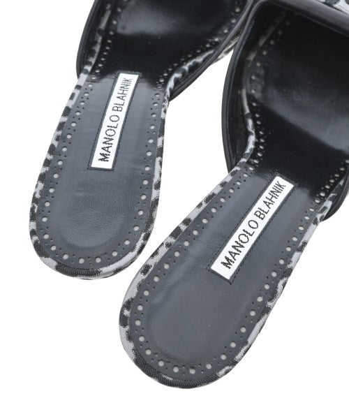 MANOLO BLAHNIK รองเท้าแตะ