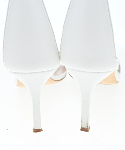 MANOLO BLAHNIK รองเท้าแตะ