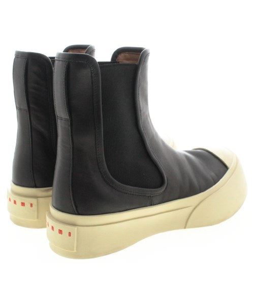 MARNI รองเท้าผ้าใบ