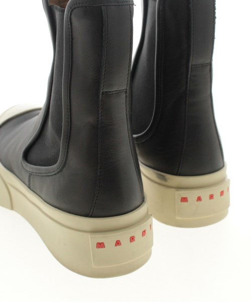 MARNI รองเท้าผ้าใบ