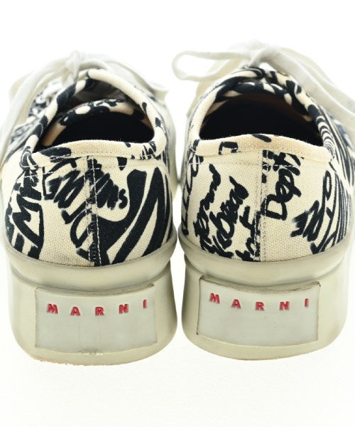MARNI รองเท้าผ้าใบ
