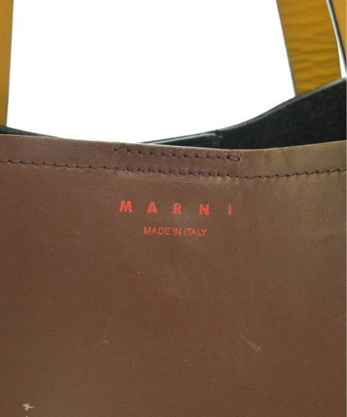 MARNI กระเป๋าถือขนาดใหญ่