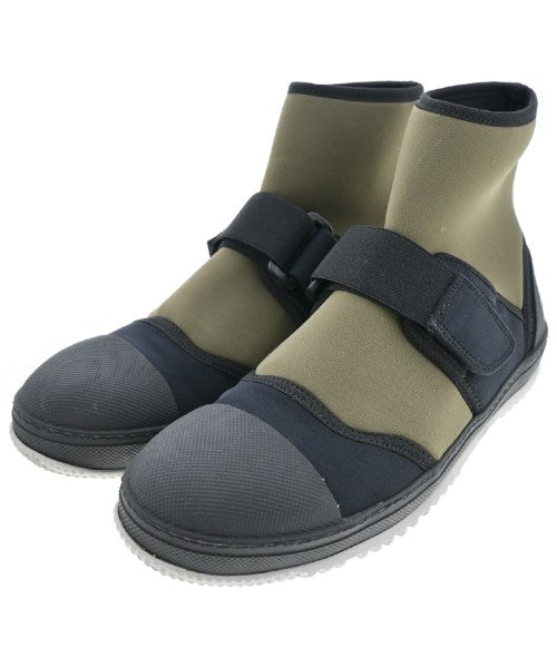 MARNI รองเท้าผ้าใบ