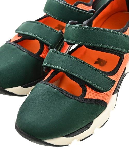MARNI รองเท้าผ้าใบ