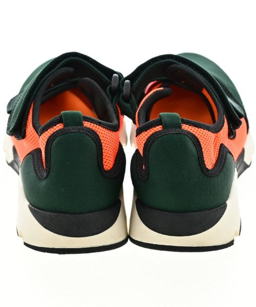MARNI รองเท้าผ้าใบ